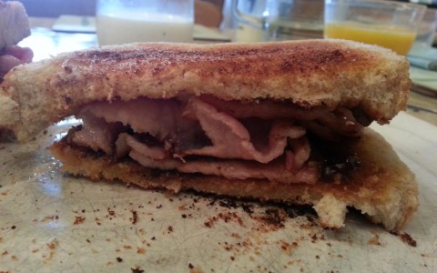 how to make a bacon sandwich