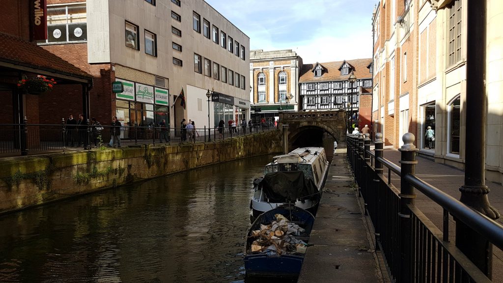 narrowboat_with_tender